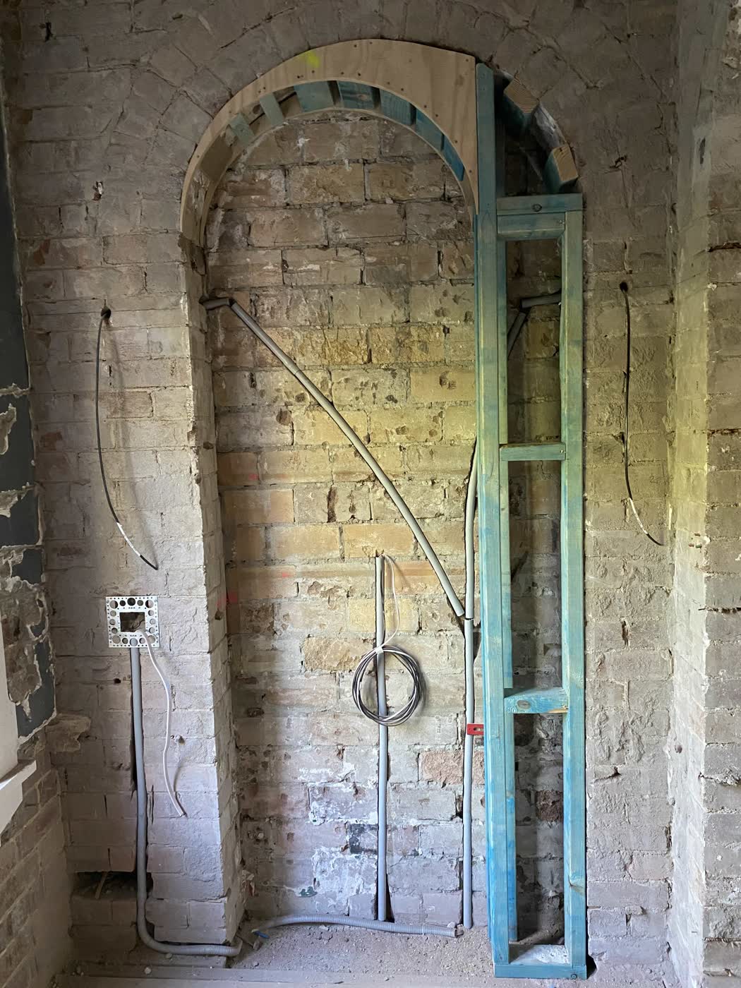 bar niche framing - Mosman — structural framing by HAWK Projects